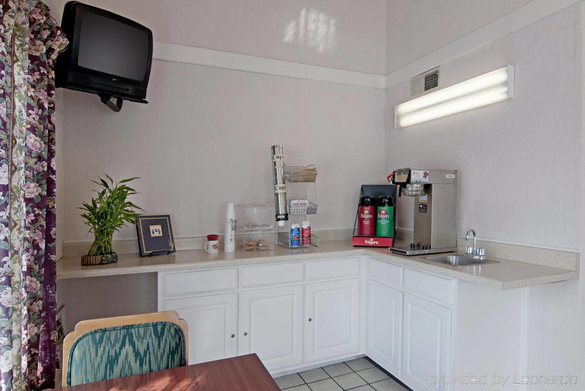 Travel Inn Of Buford Restaurace fotografie